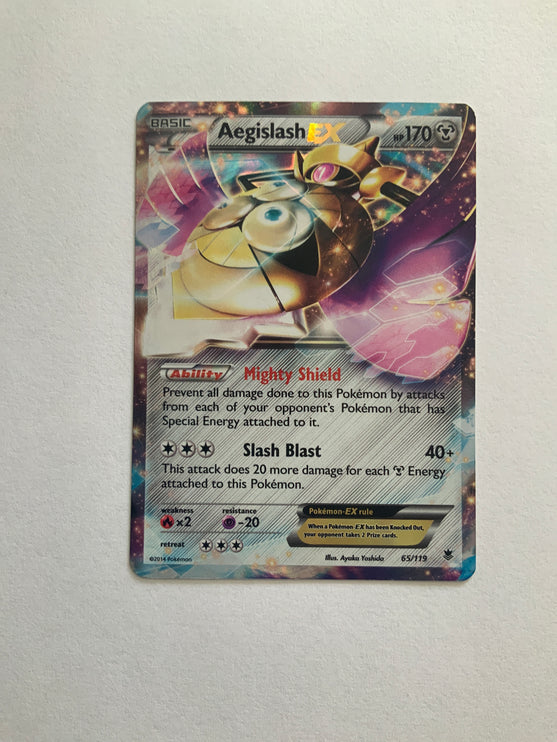 Aegislash EX 65/119 phantom forces ultra rare moderately played